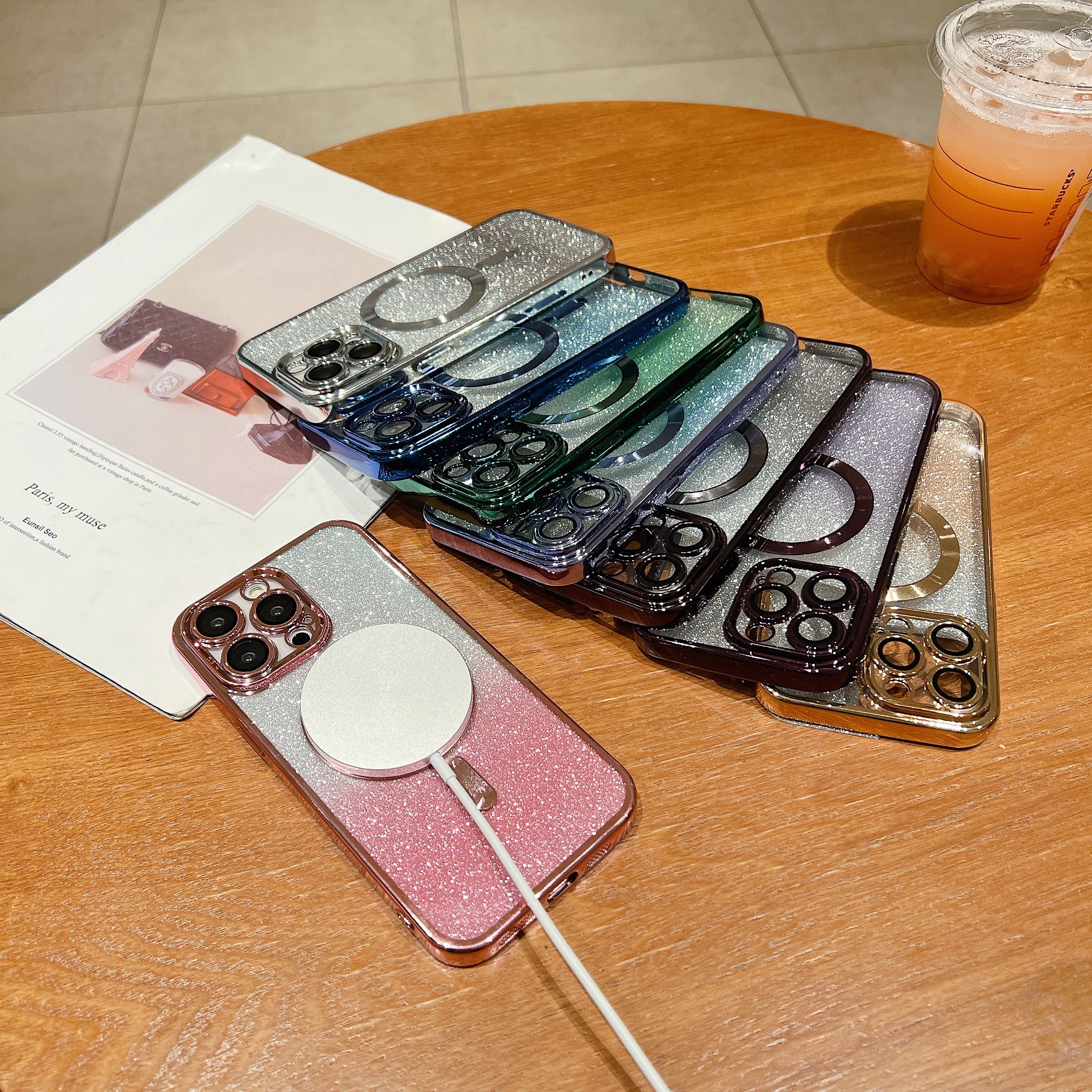 Luxus Crossbody Lanyard Gradient Glitzer Magnetgehäuse iPhone Hülle | MagSafe Case mit Kameralinsenschutzabdeckung für Apple iPhone 17/17 Air/16/16e/15/14/13 Pro Max Plus Cover | Panzertasche, Weiche TPU Plating Handyhülle | Premium Schutzhülle