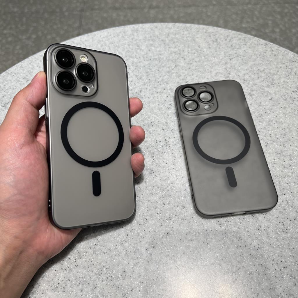 Ultra-Dünne Magnetische Transparente für Apple iPhone 17/17 Air, 16/16e, 15, 14, 13, 12 Pro Max Plus Mini Hülle | Premium Stoßfeste Schlanke Randlose Klare Wasserabweisende Schutzhülle mit Magsafe